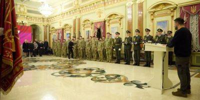 Зеленский в День ДШВ присвоил почетные наименования четырем бригадам Десантно-штурмовых войск