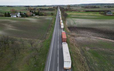 Словацкие перевозчики временно разблокировали пункт пропуска с Украиной