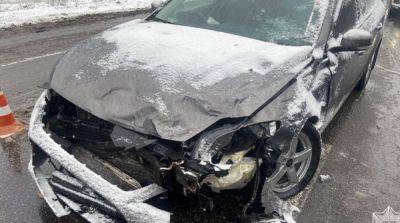 Снег и гололед на дорогах: названо число смертельных ДТП с начала суток