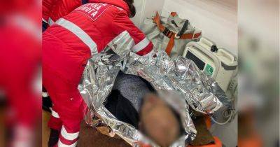 Три дня бродивший по Карпатам уклонист, которого спасли пограничники, умер в больнице (фото)