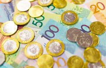 Белорусский рубль сдал позиции ко всем основным валютам