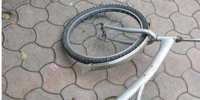 На Херсонщине россияне убили 70-летнего велосипедиста из беспилотника