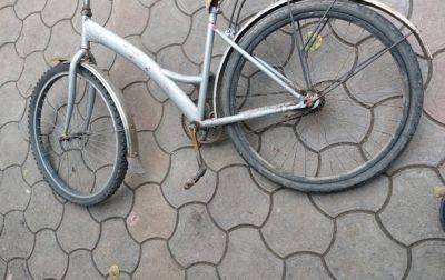 В Бериславе во время российских обстрелов погиб 70-летний велосипедист