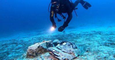 У берегов Италии обнаружили ядро "драконьего стекла": судно, перевозившее их, бесследно исчезло