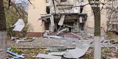 Россияне ударили по детской библиотеке в Херсоне