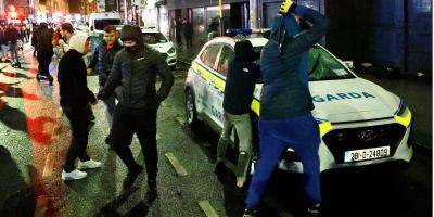 Массовые беспорядки в Дублине: 34 митингующих задержали из-за «насилия, мародерства и беспорядков»
