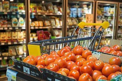 Сейм Литвы разрешил продавать продукты с истекшим сроком годности