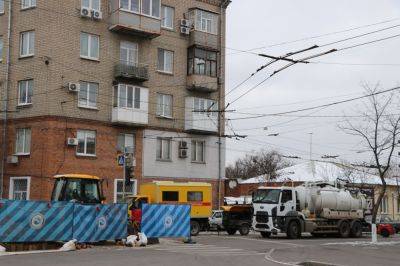 В Холодногорском районе Харькова восстанавливают коллектор