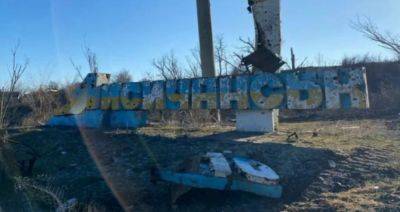 В Лисичанске оккупанты пилят все деревья под предлогом "восстановления" света, - соцсети