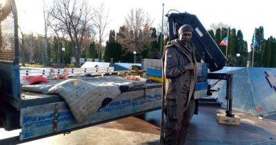 В Нежине установили памятник Мациевскому, которого казнили за фразу "Слава Украине" (фото)