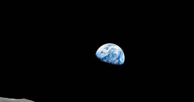 "Восход Земли": как астронавты "Аполлон-8" сделали самый известный снимок планеты из космоса (фото)