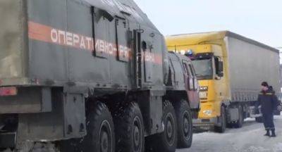Сильный снегопад в Украине: дороги засыпает, для водителей срочно запустили горячую линию — куда звонить за помощью