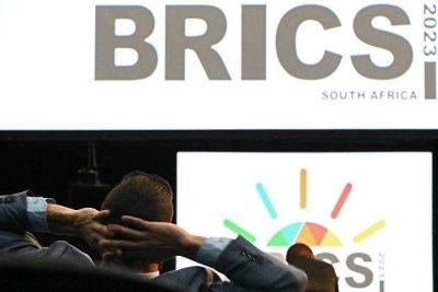 Duvar: к BRICS Pay присоединился первый западный банк Standard Chartered