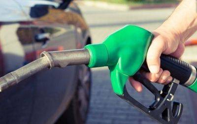 Сети АЗС повысили цены на бензин и дизтопливо после "черной пятницы"