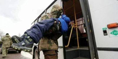 Оккупанты готовят новые списки украинских детей для депортации — ЦНС