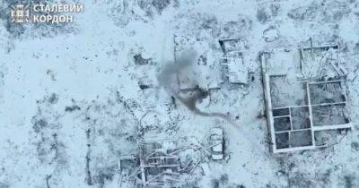 Минус наблюдательный пункт и блиндаж: бойцы показали, как "снежинки" с неба целят в ВС РФ (видео)