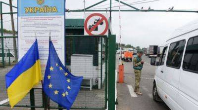 Блокада границы с Польшей: украинские фуры могут поехать в Словакию и Венгрию