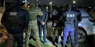 В Румынию за 5 тысяч евро. В Черновицкой области задержали организатора схемы для уклонистов — пограничники
