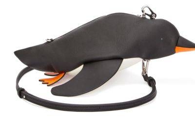 Loewe представил сумку в виде пингвина стоимостью 1450 долларов