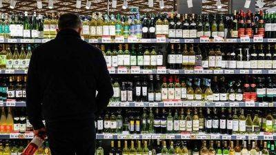 Путин подписал закон о повышении акцизных ставок на вино и шампанское