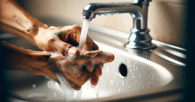 Ужасающе низкий уровень: ученые исследовали частоту мытья рук на рабочих местах
