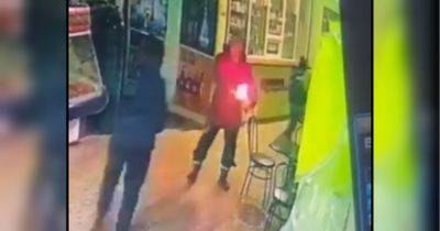Облил детей бензином и поджег: на Харьковщине алкоголик устроил пожар в магазине (видео)