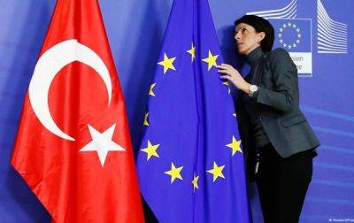 ЕС предложил Турции возобновить диалог высокого уровня