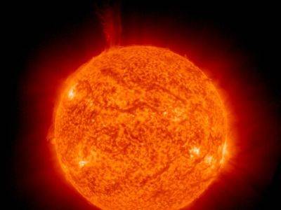 На Солнце зафиксирована очень мощная вспышка: магнитные бури затянутся на несколько дней