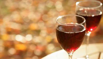 Пора окунуться в мир виноделия: как выбрать качественное вино
