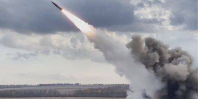 Украинские бойцы показали одновременный пуск трех ракет ATACMS — видео