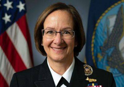Впервые женщина возглавила Военно-морские силы США
