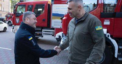 Виталий Кличко - Кличко: Еще три пожарных авто от международных партнеров заступают на дежурство в столице - dsnews.ua - Украина - Киев - Германия
