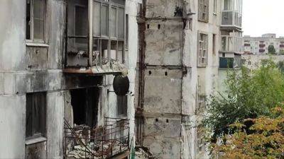 "До прежнего цветущего города еще далеко": В сети показали один из районов Северодонецка - видео