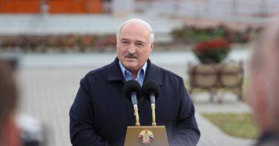"Мы один народ": Лукашенко уже протягивает "щупальца" к Литве с Польшей