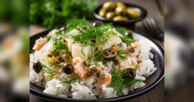Салат с кальмаром, рисом и маслинами: настоящий новогодний шедевр вкуса