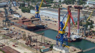 МО России подтвердило попадание ВСУ по кораблю на керченском заводе