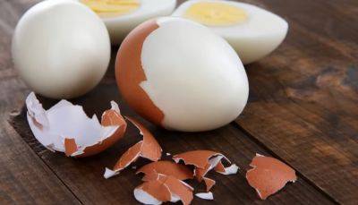 Негодны для потребления: почему опасно долго варить куриные яйца