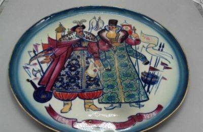 Советские настенные тарелки стоят 90 тысяч гривен: какие из них могут быть у вас дома