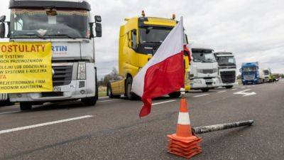 Польские дальнобойщики блокируют погранпункты на границе с Украиной