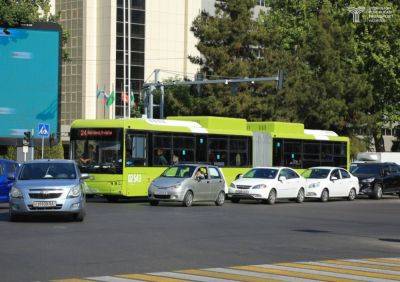 Придется подождать. В Ташкенте три дня автобусы будут курсировать с задержками