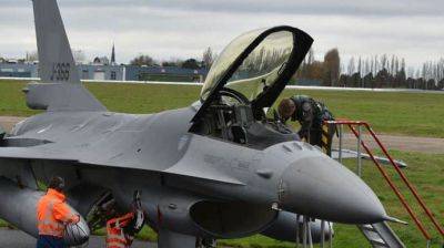 5 нидерландских F-16 направляются в Румынию для обучения украинских пилотов