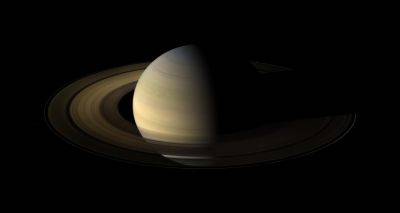 Кольца Сатурна «исчезают» и в 2025 году станут невидимыми с Земли