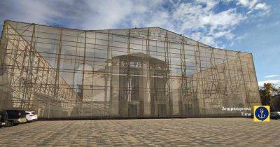 ВС РФ прячут доказательства бомбардировки Драмтеатра в Мариуполе: Андрющенко показал, как выглядит театр
