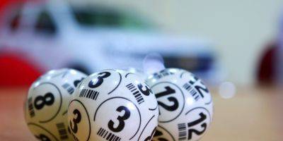 Полмиллиона за две недели. В Украине женщины стали чаще выигрывать в лотерею