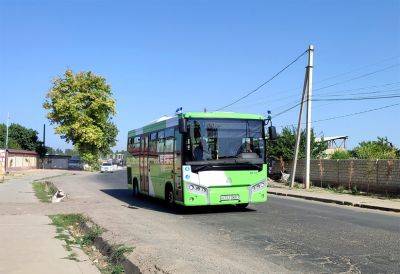 Чиновники снова меняют маршруты у пяти автобусов