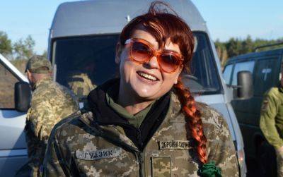 Как на украинском называть женщин-военных и воинские звания