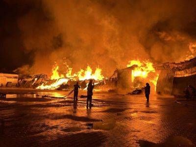 Пожар в Виннице 9 ноября – горят складские помещения – фото и видео