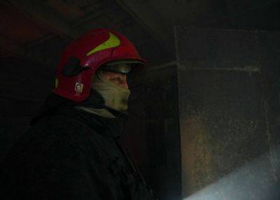 Большой пожар разгорелся на заводе в Одессе: кадры с места ЧП