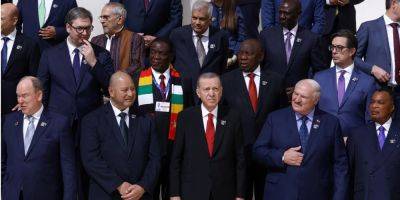 «Было бы лицемерно». Три президента отказались от «семейного фото» с Лукашенко в Дубае