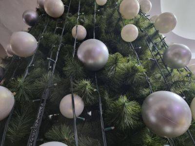Несколько громад на Харьковщине не будут устанавливать новогодние елки